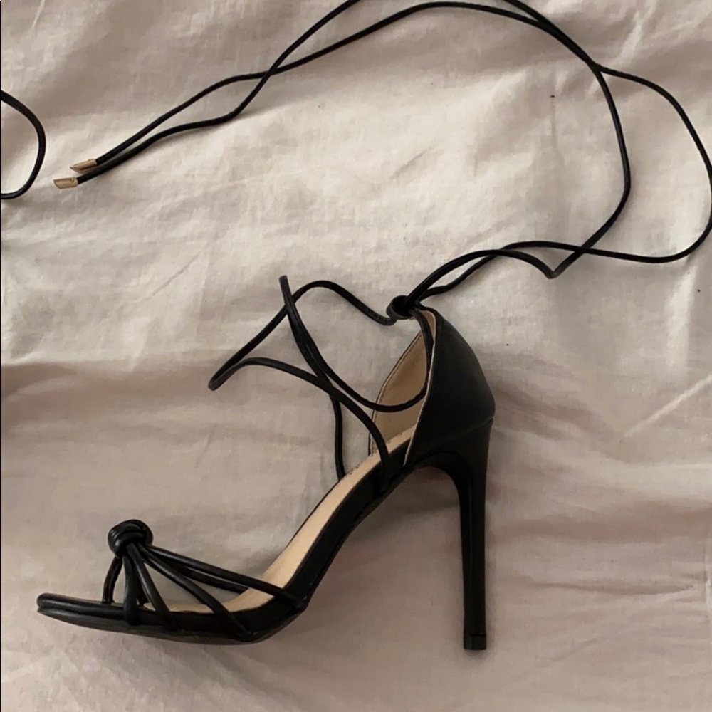 Black stiletto women’s shoe